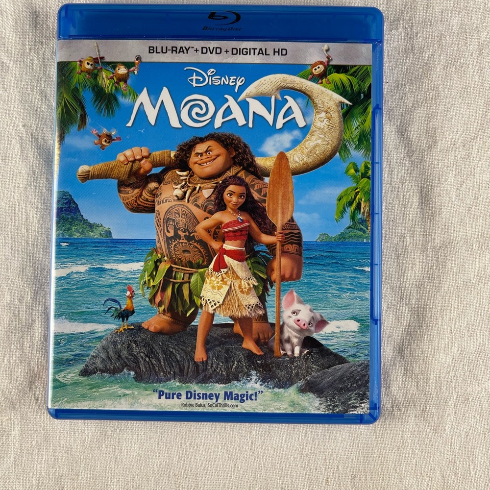 Moana Blu-ray 2017 Disney Animation Dwayne Johnson Auli'i Cravalho